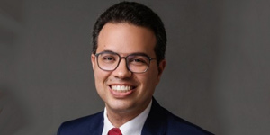 Bruno Maciel é Gestor Governamental, Diretor de Planejamento das Contratações e Professor Universitário.