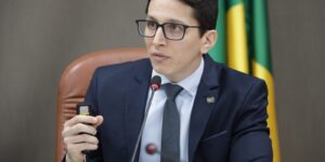 EPPGG Carlos Eduardo Siqueira, subsecretário do Tesouro Estadual