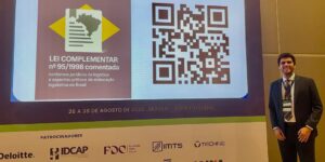 Thiago Menezes lança seu 1º livro durante o XIV Congresso Consad de Gestão Pública